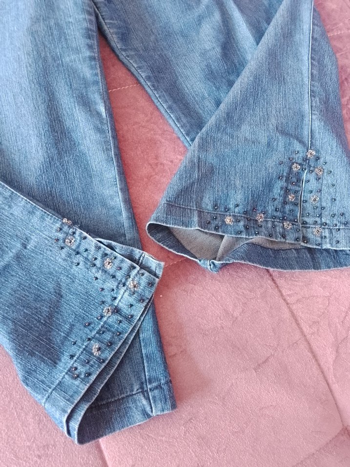 boncuk işlemeli kot pantolon - Görsel 4