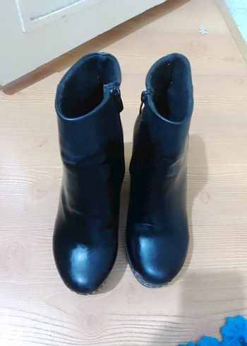 40 numara dolgu topuk platform bot - Görsel 2