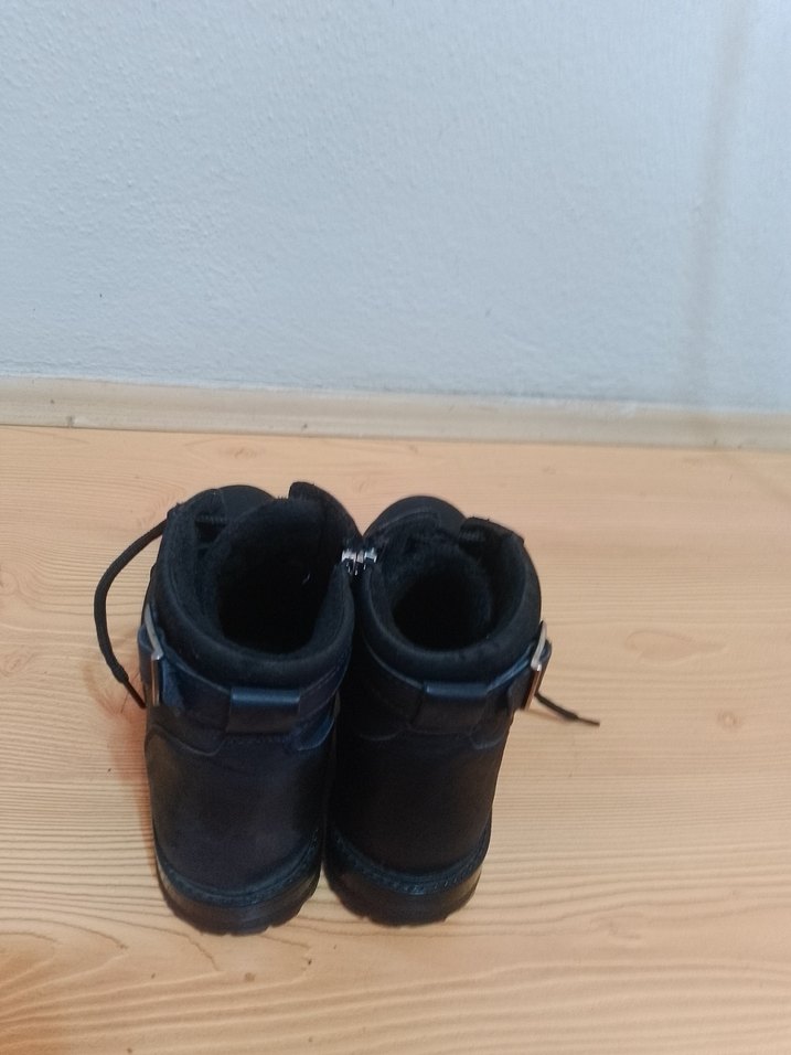 38 numara sıfır ayarında bot - Görsel 4