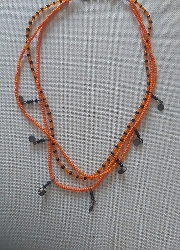 El Yapımı üçlü turuncu boncuklu kolye - Görsel 2