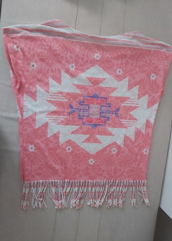 Tiril tiril yazlık saçaklı bluz hiç bir deformesi yoktur çok az  - Görsel 2