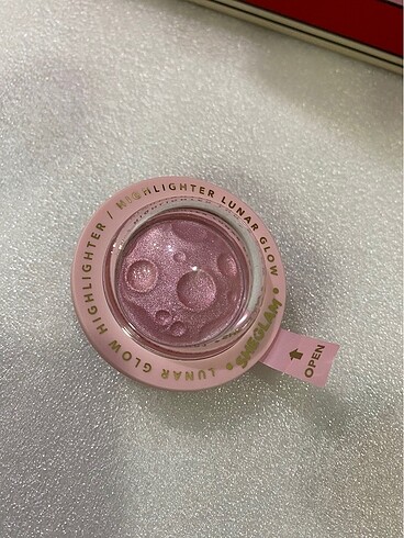 Sheglam highlighting
