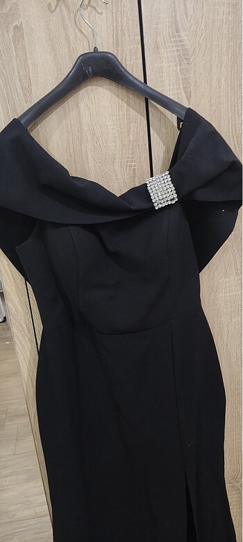 Siyah taşlı abiye - Görsel 4