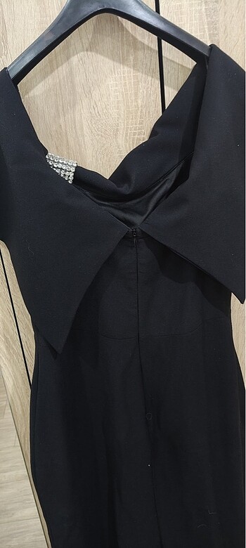 Siyah taşlı abiye - Görsel 3