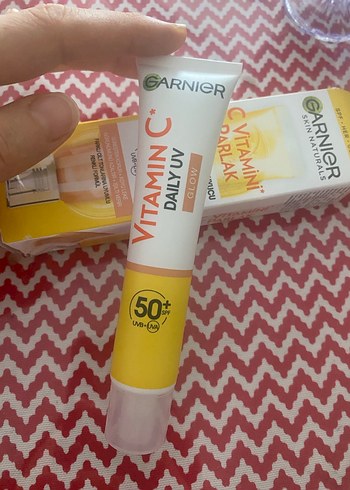 Garnier C Vitamini Parlak Yüz Kremi SPF50+ - Görsel 5