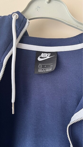 s Beden Orjinal nike hırka