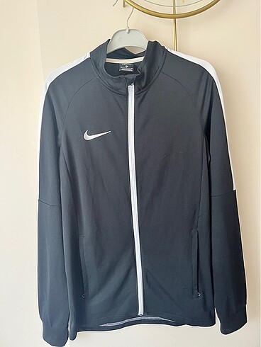 Nike hırka