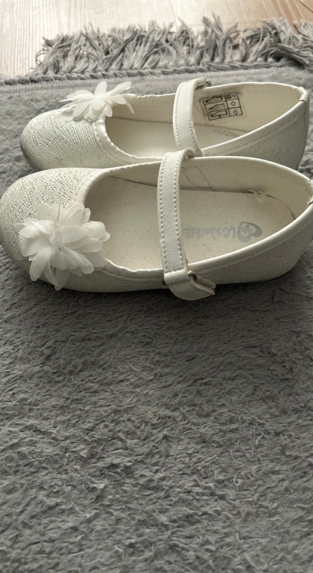 Beyaz Kız Çocuk Çiçekli Bale Ayakkabısı - Görsel 3