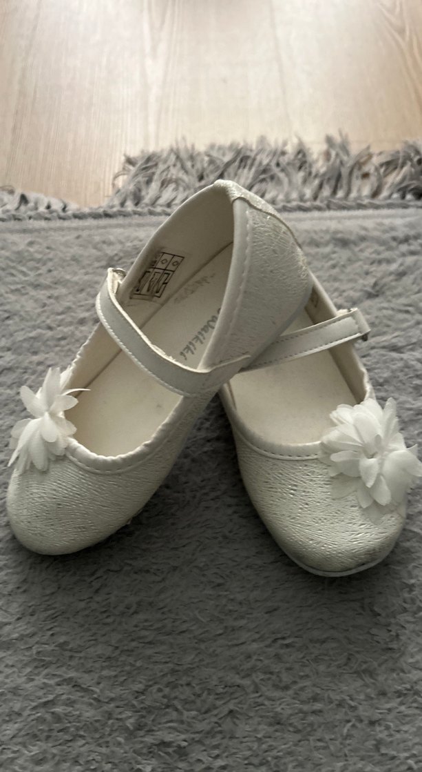 Beyaz Kız Çocuk Çiçekli Bale Ayakkabısı - Görsel 2