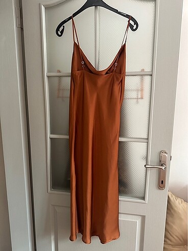xs Beden Saten elbise