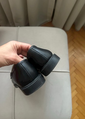 Siyah Deri Tokalı Kadın Loafer - Görsel 4