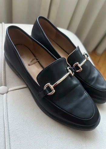Siyah Deri Tokalı Kadın Loafer - Görsel 2
