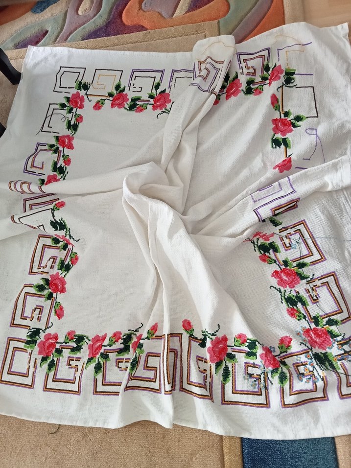 vintağe elde işleme kanaviçe masa örtüsü - Görsel 3