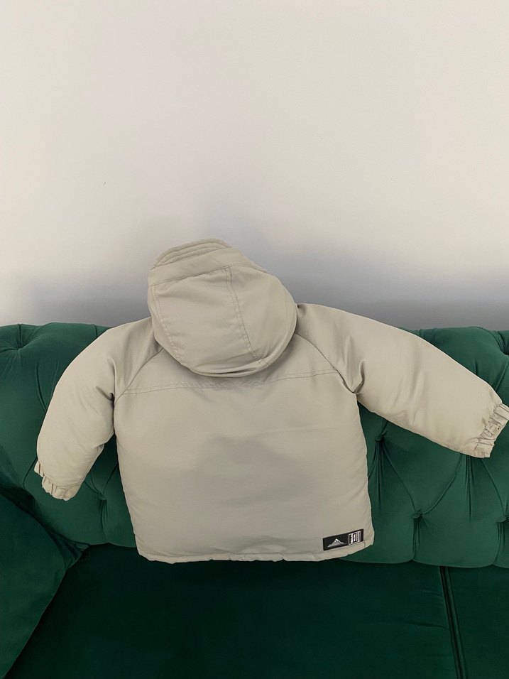 Zara mont taş gibi 3 4 yaş su geçirmez - Görsel 3