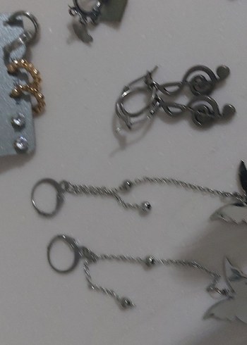 Gri Zincir Detaylı Midi Kadın Küpeler - Görsel 5