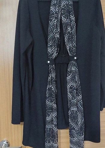 lcwSiyah fülarlı hırka fülar düğmeli çıkarılabilir - Görsel 2