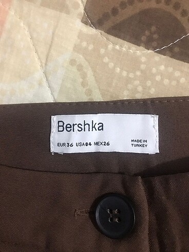 36 Beden kahverengi Renk Bershka pantolon