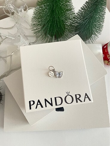 Pandora Mavi Kelebek ve Yazılı Çift Sallantılı Charm