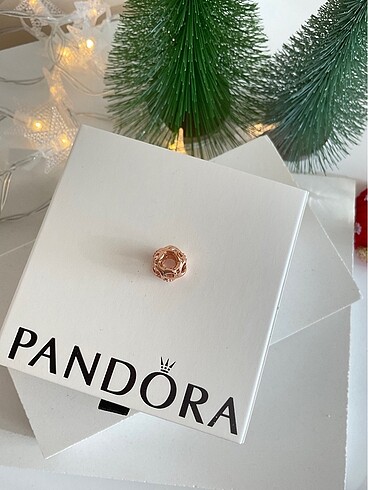 Beden Pandora Rose Pave Burgu Charm