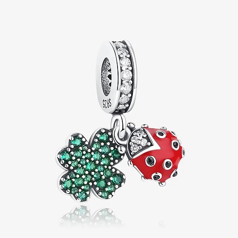 Pandora Uğur Böceği ve Yonca Şans Charm