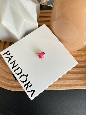 Pandora Pandora Metalik Pembe Kalp Charm