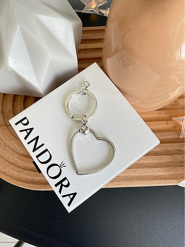 Pandora Anahtarlık Charm Taşıyıcı