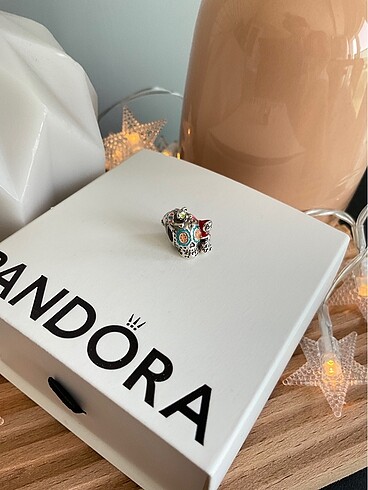 Beden Pandora Coco Miguel ve Dante Kuru Kafa Karanlıkta Parlayan Charm
