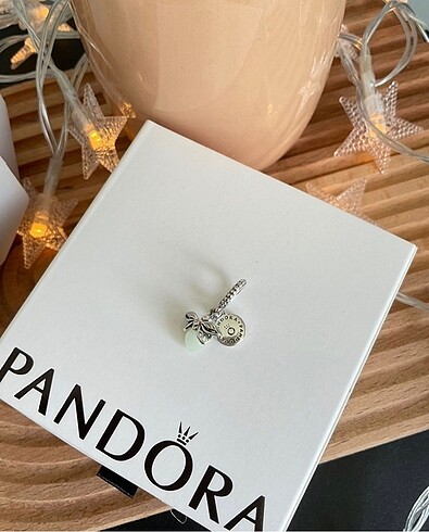Pandora Pandora Karanlıkta Parlayan Ateş Böceği Charm