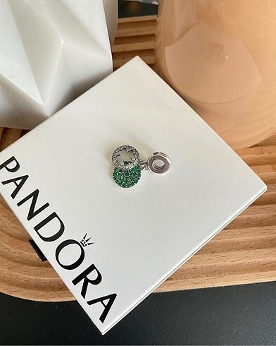 Beden beyaz Renk Pandora Gösterişli Dört Yapraklı Yonca Charm