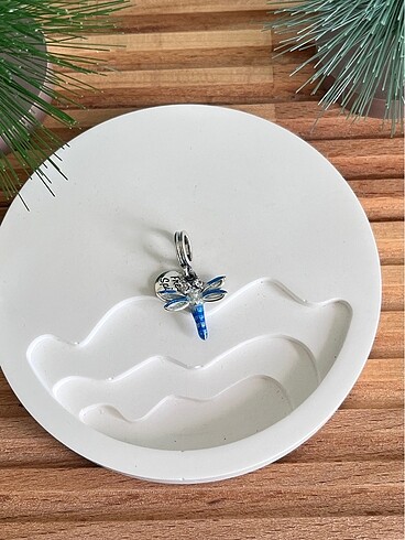 Pandora Pandora Yusufçuk Çift Sallantılı Charm