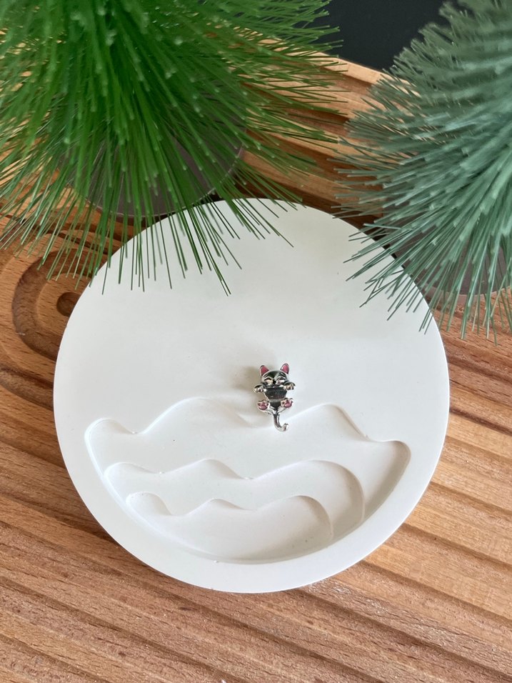 Pandora Sarılan Kedi Charm - Görsel 5