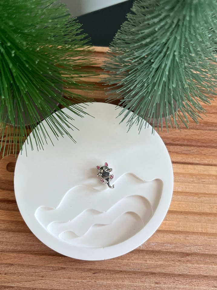 Pandora Sarılan Kedi Charm - Görsel 2