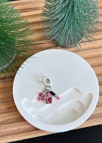 Pandora Barbie Üçlü Sallantılı Charm - Görsel 7