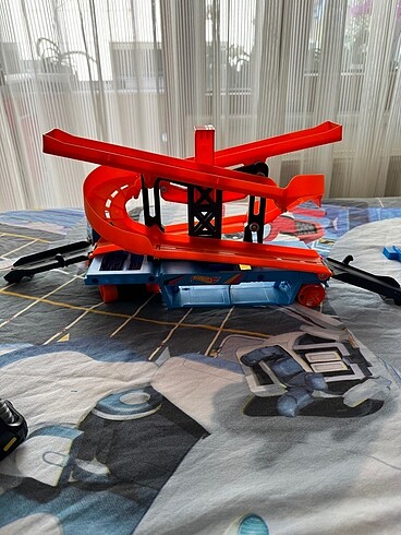 Hot wheels Kamponlu Parkur