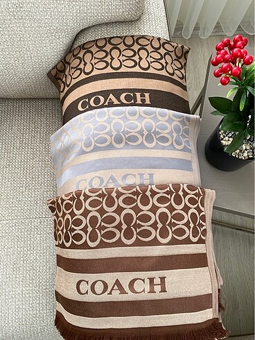 Coach model şal