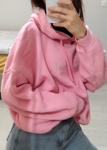 Pembe önde yazili Oversize Kadın Sweatshirt