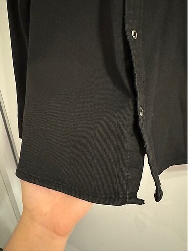Lacoste marka siyah kadife gömlek - Görsel 5
