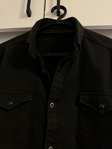 Lacoste marka siyah kadife gömlek - Görsel 6