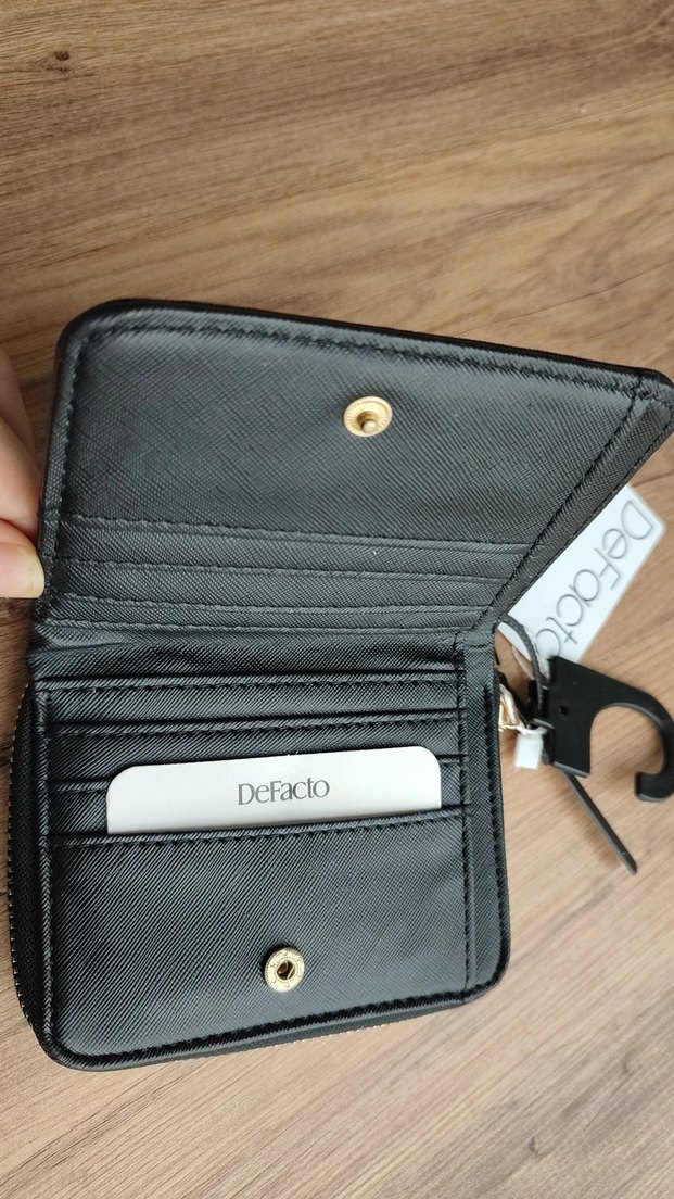 DeFacto Siyah Deri Fermuarlı Kadın Cüzdanı - Görsel 3