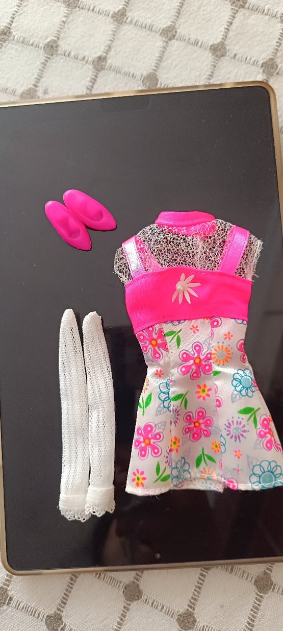 1966 Yılı Barbie Bebek Kafası ve Kıyafetleri - Görsel 4