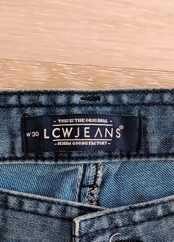 LCW Bermuda Şort - Görsel 4