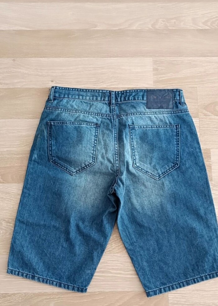 LCW Bermuda Şort  - Görsel 3