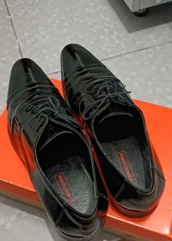 Rugan ayakkabı  - Görsel 2