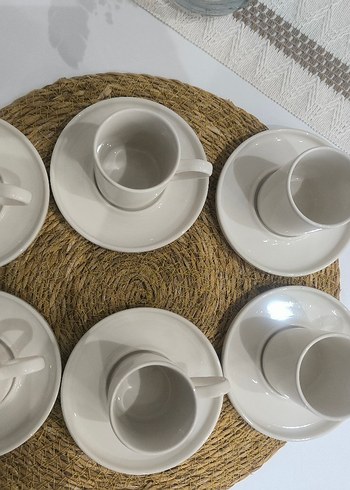 Beyaz Seramik 6'lı Fincan ve Tabak Seti - Görsel 4