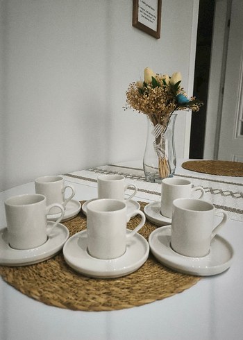 Beyaz Seramik 6'lı Fincan ve Tabak Seti - Görsel 2