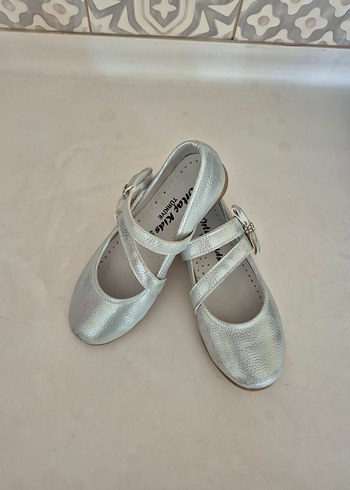 Kemerli Kız Çocuk Babet Ayakkabı - Görsel 2