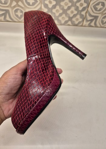 Bordo Yılan Desenli Topuklu Kadın Stiletto - Görsel 4