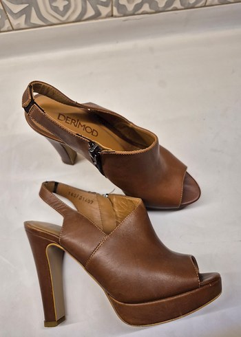 DERIMOD Kahverengi Deri Kadın Topuklu Ayakkabı - Görsel 3