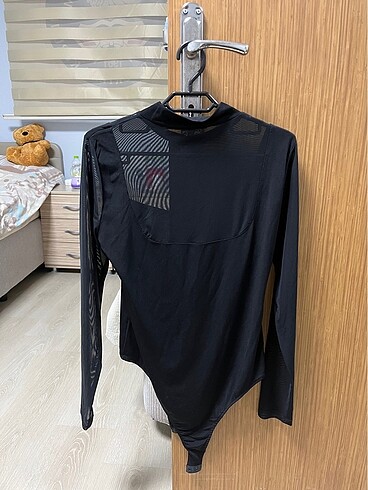 Trendyol & Milla siyah slim tül detaylı çıtçıtlı uzun kollu