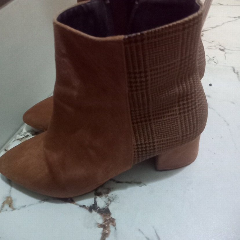 Bej Süet Stiletto Topuklu Kadın Bot - Görsel 2